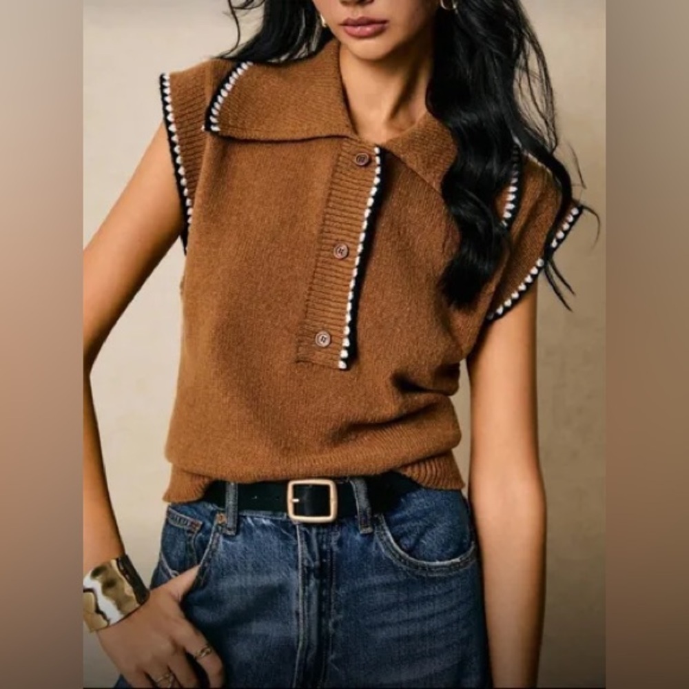 Brown Sleeveless Knit Top with Button Details - Picture 3 of 9